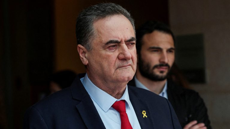 İsrail Savunma Bakanı: Suriye’de bir milimetre dahi çekilmeyeceğiz