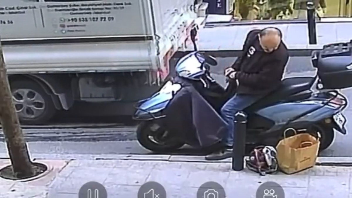İstanbul’da taşlama makinesini çalan şahıs kameraya yakalandı