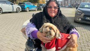 İzmir’de hem eşini hem de yürüme yetisini kaybetti