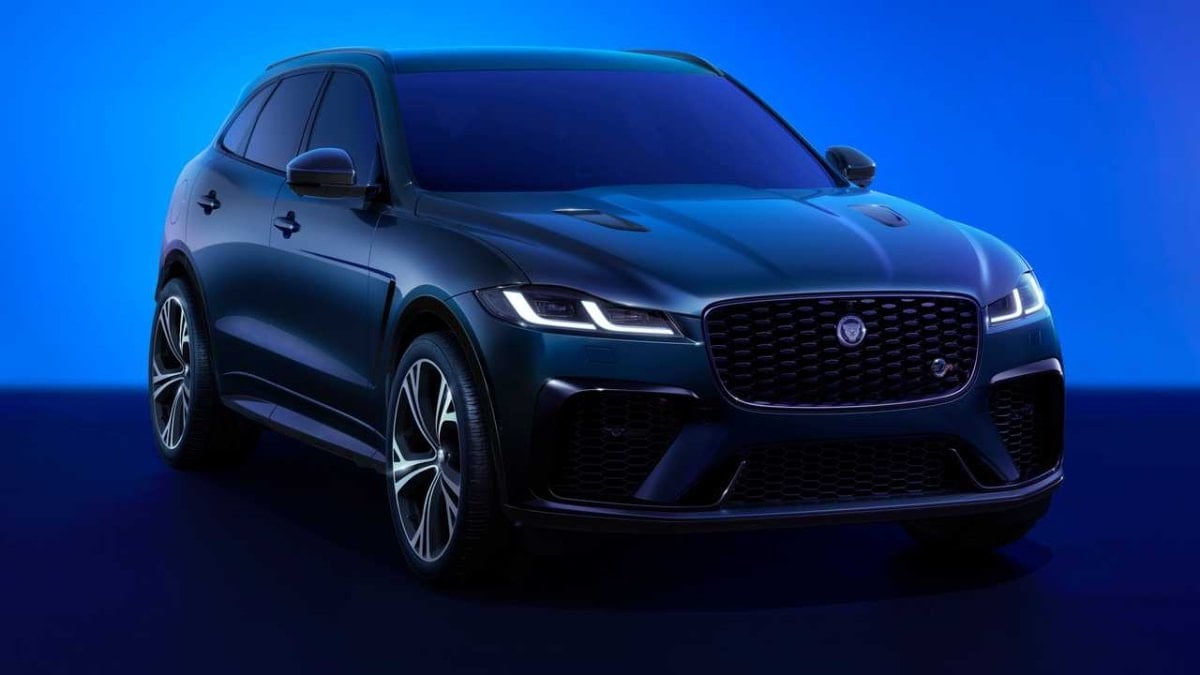 Jaguar, son benzinli otomobilini  banttan indirdi