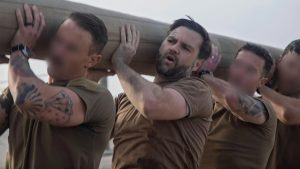 JD Vance ‘Navy SEAL’ komando eğitimine katıldı