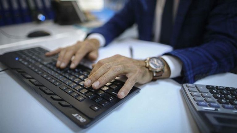 Kağıt fatura ve kağıt defter dönemi 1 Ocak’ta bitiyor