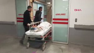 Karaman’da boşanma aşamasındaki eşini sokakta defalarca bıçakladı