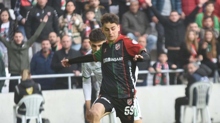 Karşıyakalı Adem Yeşilyurt’a Trabzonspor talip oldu