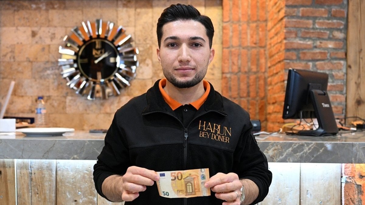 Kayseri’de yabancı turist, garsona verdiği 50 euro bahşişi bir gün sonra geri istedi