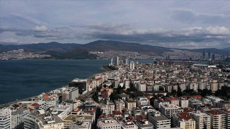 Kiralık ve satılık konut raporu yayımlandı: İzmir’de kiralar düşüşe geçti