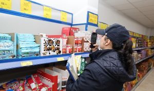 Küçükçekmece Zabıtası Yılbaşı Öncesi Denetimlerini Sıkılaştırdı