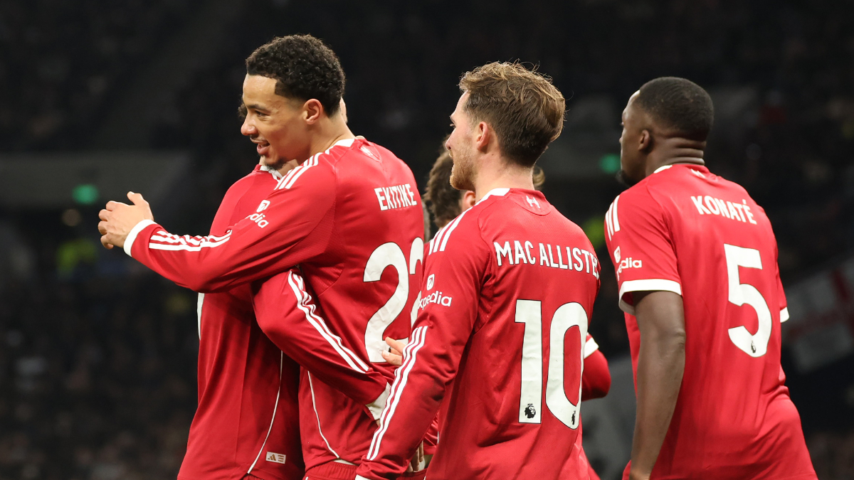 Liverpool, Tottenham’a şans tanımadı