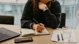 Maliye’nin sınavla alacağı 104 uzman yardımcısının detayları belli oldu