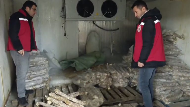 Manisa’da bozuk kokoreç operasyonu: 4 milyon liralık ürün imha edildi