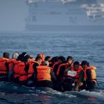 Manş Denizi’nde göçmen rekoru: Bir günde 800’den fazla geçiş