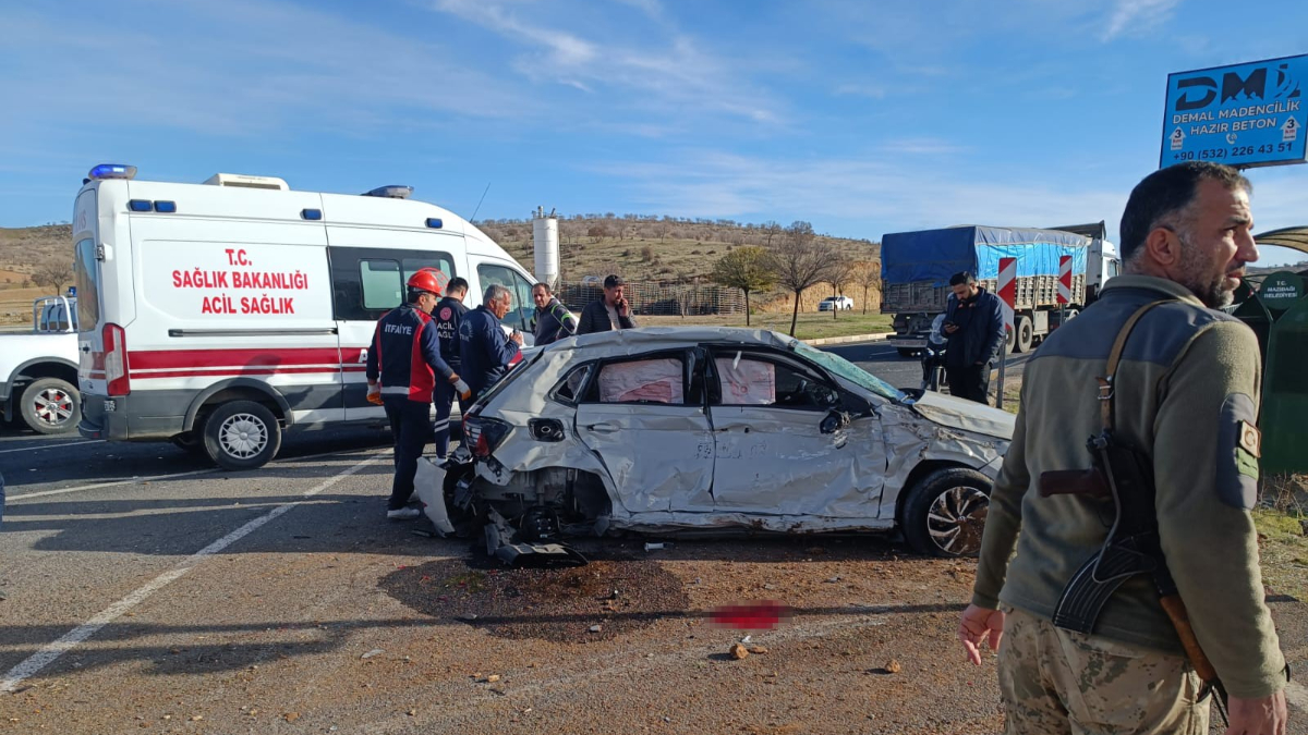 Mardin’de feci kazada yaralanan doktor yaşam mücadelesini kaybetti