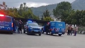 Mersin’de ortaokul öğrencisi okul müdürünü tüfekle vurdu