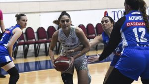 Nesibe Aydın, Çanakkale Belediyespor’u yendi
