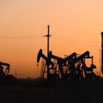 OPEC+’nın üretimde duraklamaya bağlı kalması bekleniyor