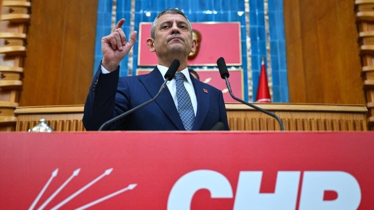 Özgür Özel: 2026’da KHK’lıları gündeme alacağız