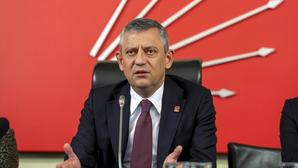 Özgür Özel: İmamoğlu’nun adaylığında ısrarlıyız