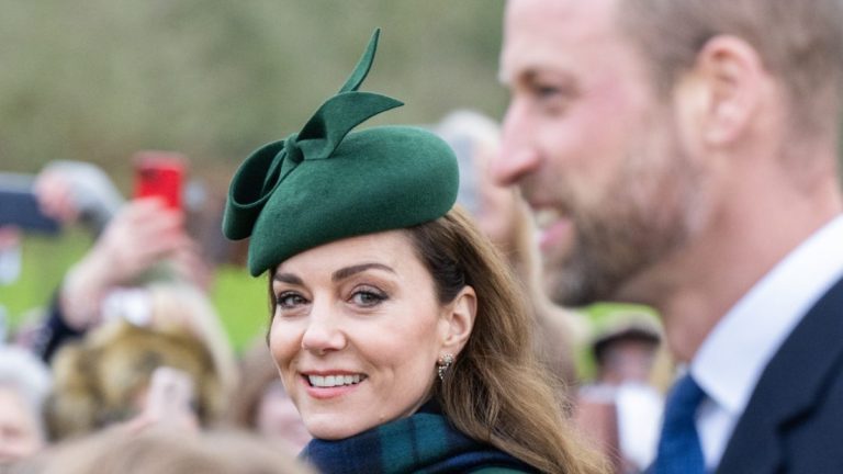 Prens William ve Prenses Kate Middleton’dan yeni yıl karesi