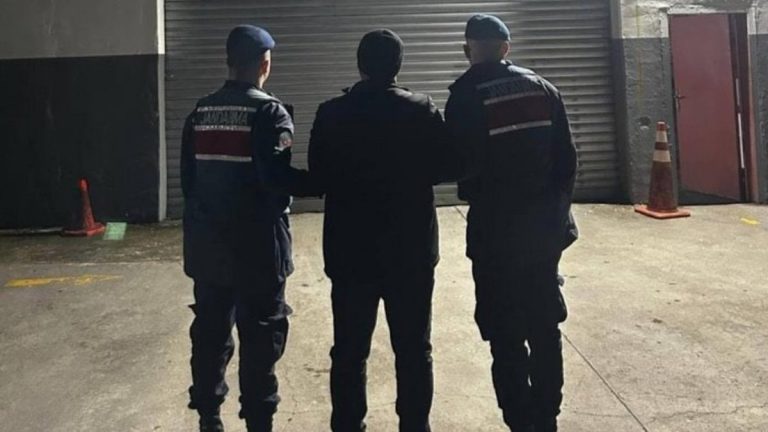 Rize’de çocuk istismarı suçundan aranan hükümlü yakalandı