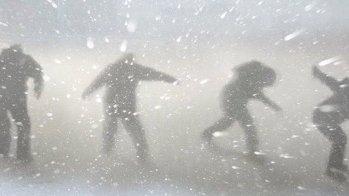 Sıcaklığın -56 dereceye düştüğü Yakutistan’da donma riski