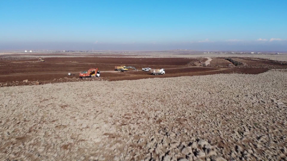 Şırnak’ta atıl taşlı araziler temizlenerek milli servete dönüştü