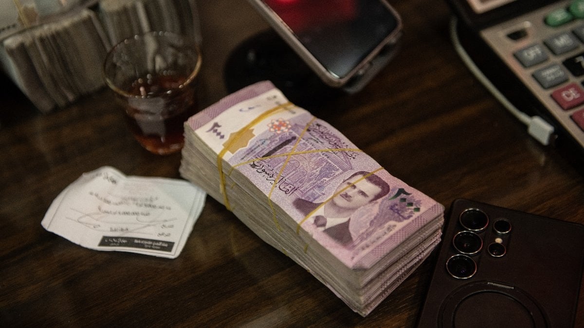 Suriye’de Baas’ın izleri siliniyor: Esad’ın banknotları tedavülden kalkıyor