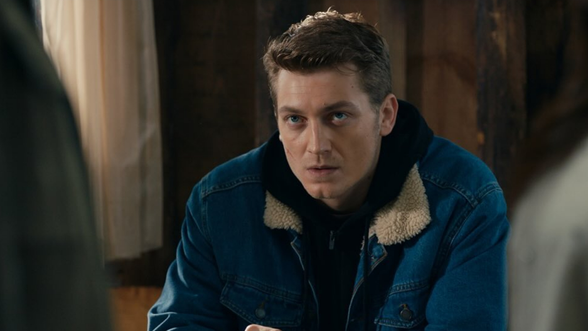 Taşacak Bu Deniz’in İso’su marjinal çıktı! Sırtındaki devasa dövme…