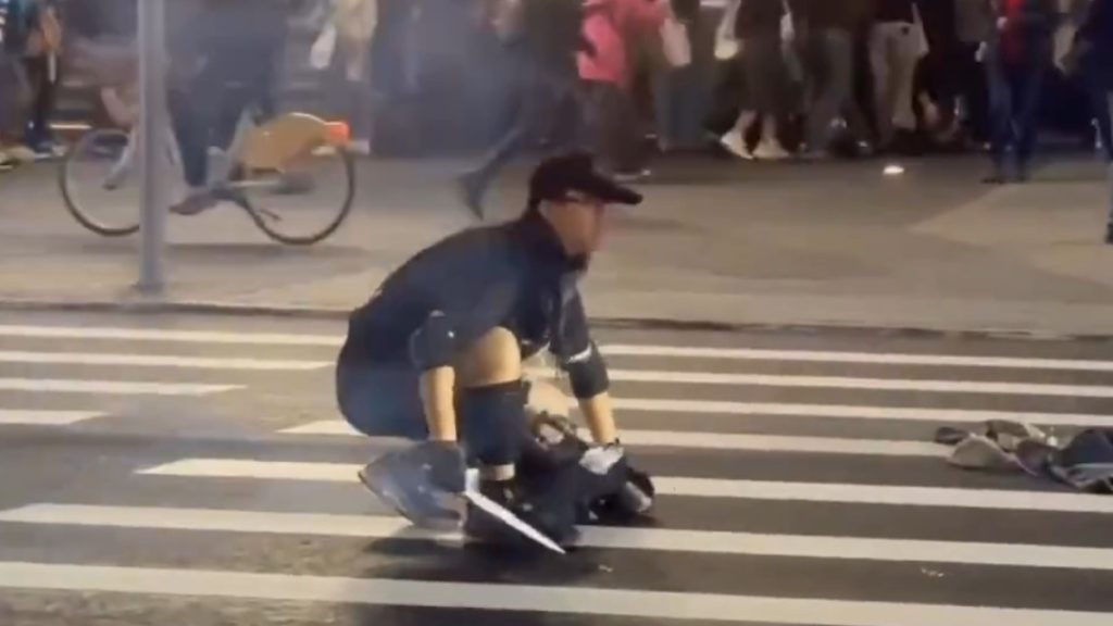 Tayvan’da sis bombası ve bıçakla saldırı: 3 ölü, 5 yaralı