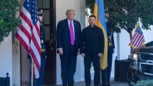Trump ve Zelensky bir araya geldi