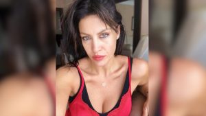 Tuğba Ekinci yeni aşk paylaşımı! Sevgilisiyle dudak dudağa poz verdi