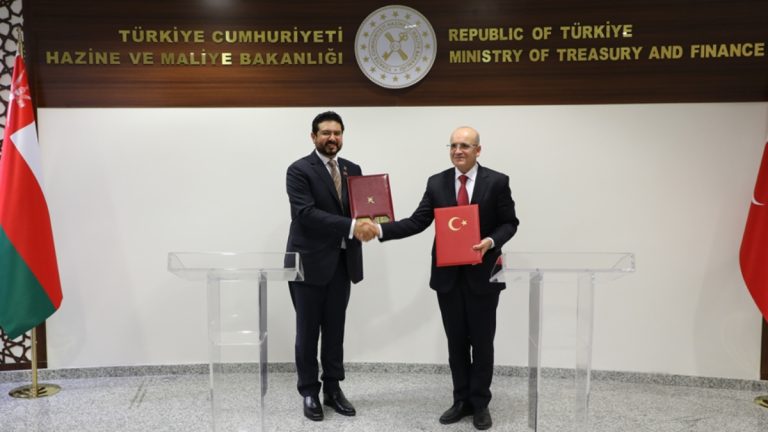 Türkiye ve Umman arasında 17 alanda stratejik iş birliği anlaşması