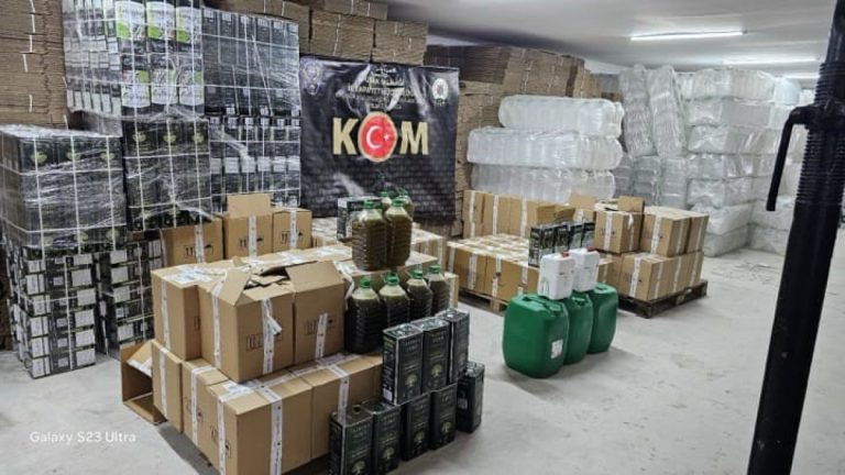 Uşak’ta 3 ton zeytinyağından 23 ton sahte zeytinyağı yaptılar