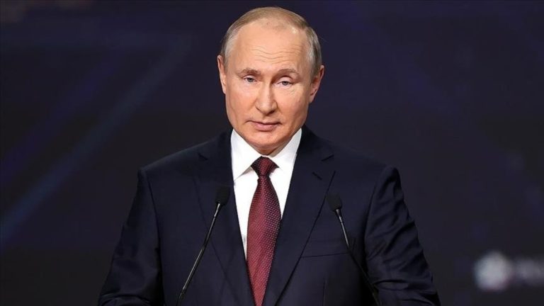 Vladimir Putin: Ukrayna toprak konusunda istişareye hazır değil