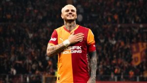 Wanda Nara Muaro Icardi’ye tavuk büyüsü yaptı