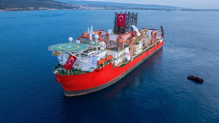 Yıldırım ve Çağrı Bey gemileri Türkiye’nin derin deniz sondaj filosuna eklendi