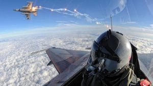 Yunan basınının iddiası: Ege’de Türk-Yunan uçakları arasında it dalaşı