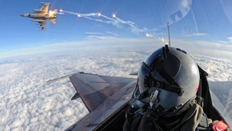 Yunan basınının iddiası: Ege’de Türk-Yunan uçakları arasında it dalaşı