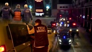 11 il merkezli FETÖ operasyonu: 87 tutuklama