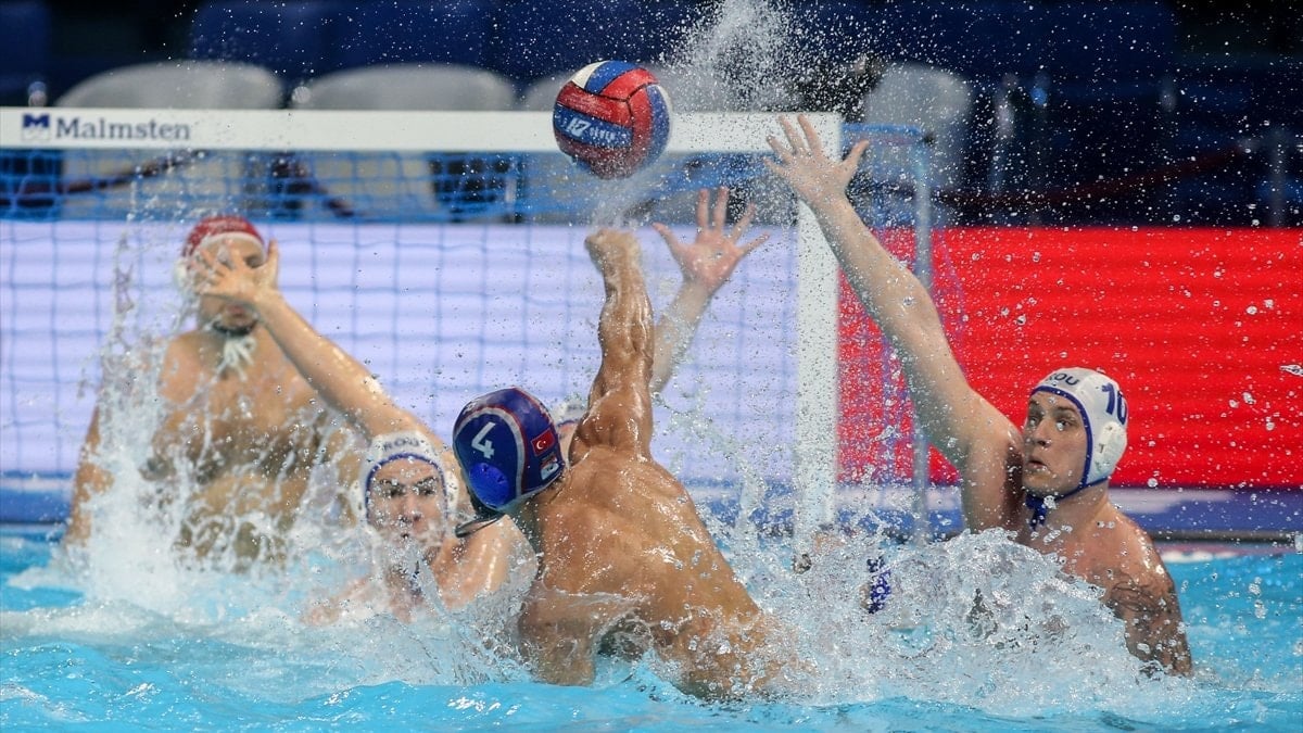 A Milli Erkek Sutopu Takımı, Romanya’ya kaybetti