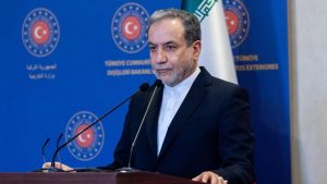 Abbas Arakçi, kendisine iletilen Davos davetinin iptal edildiğini belirtti