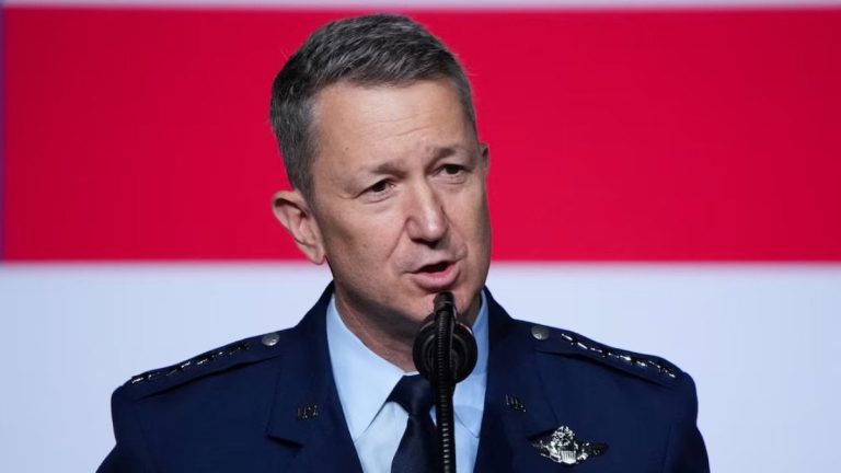 ABD Genelkurmay Başkanı, Venezuela’ya saldırıların detaylarını anlattı