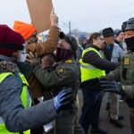 ABD’de ICE tesisinde protestocular ile polis karşı karşıya geldi