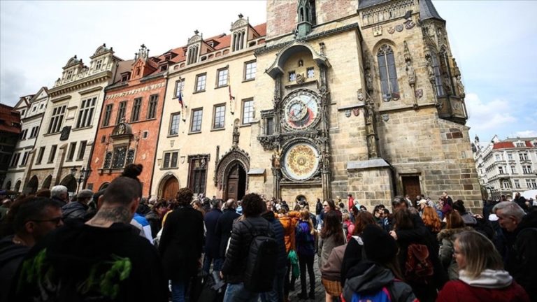 AB’de 2025’te turistik konaklama rekoru kırıldı