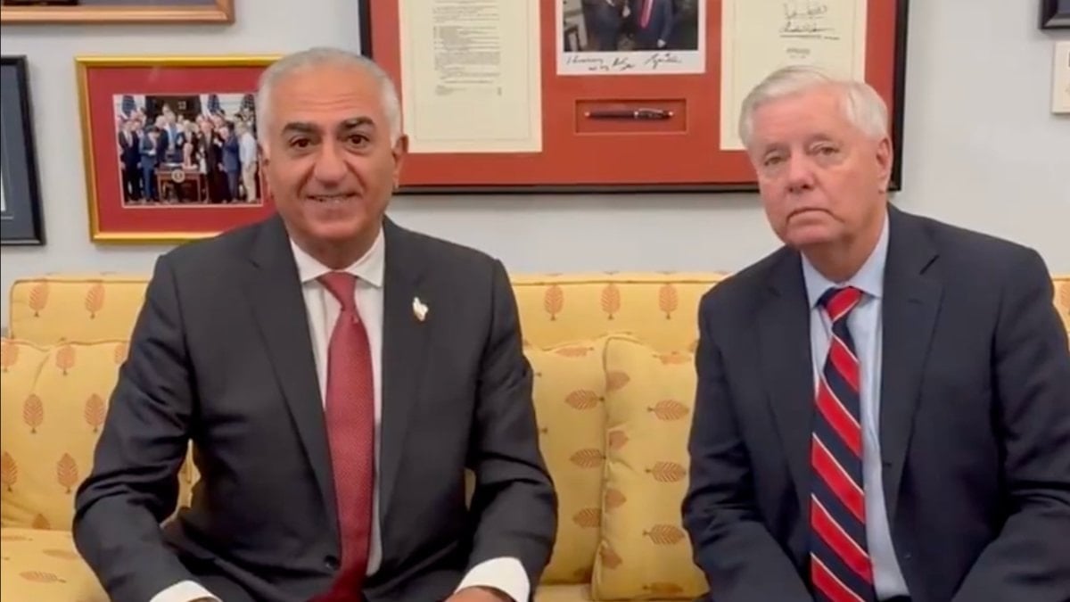 ABD’li Senatör Graham, Şah’ın oğlu Rıza Pehlevi ile buluştu: Yardım yolda