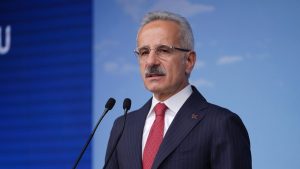 Abdulkadir Uraloğlu: Kruvaziyer yolcu sayısında 2 milyonun üzerine çıktık