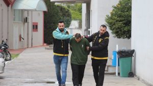 Adana’da genci sokak ortasında bıçaklayarak öldüren katil zanlısı: Bir anda oldu