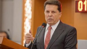 Ahmet Özer’e hapis cezası