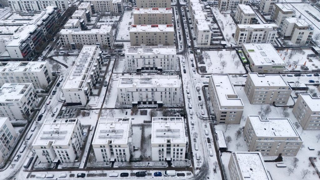 Almanya’da “Elli” kar fırtınası alarmı: Eğitime ara verildi