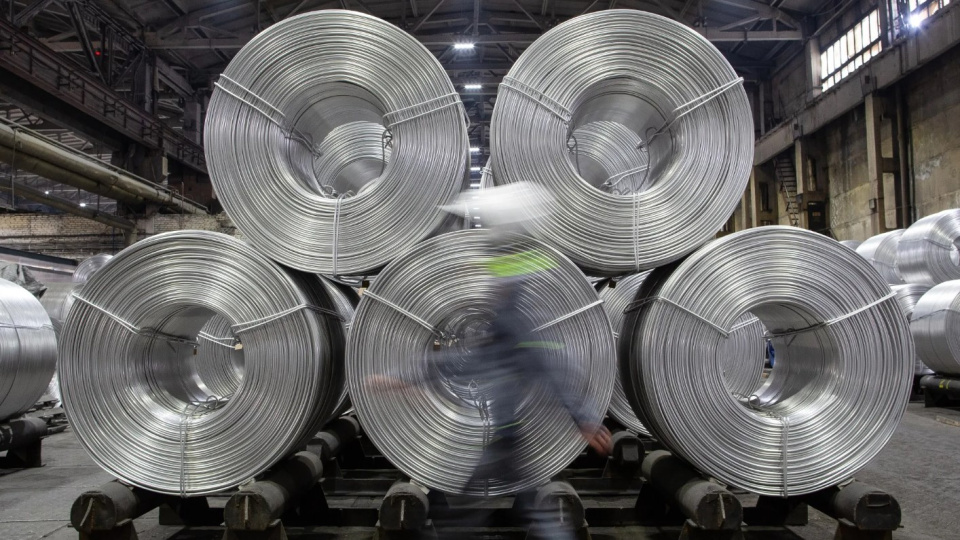 Alüminyum rekora yakın