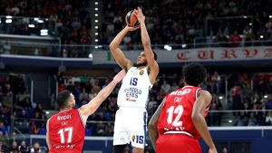 Anadolu Efes deplasmanda Olimpia Milano’ya kaybetti